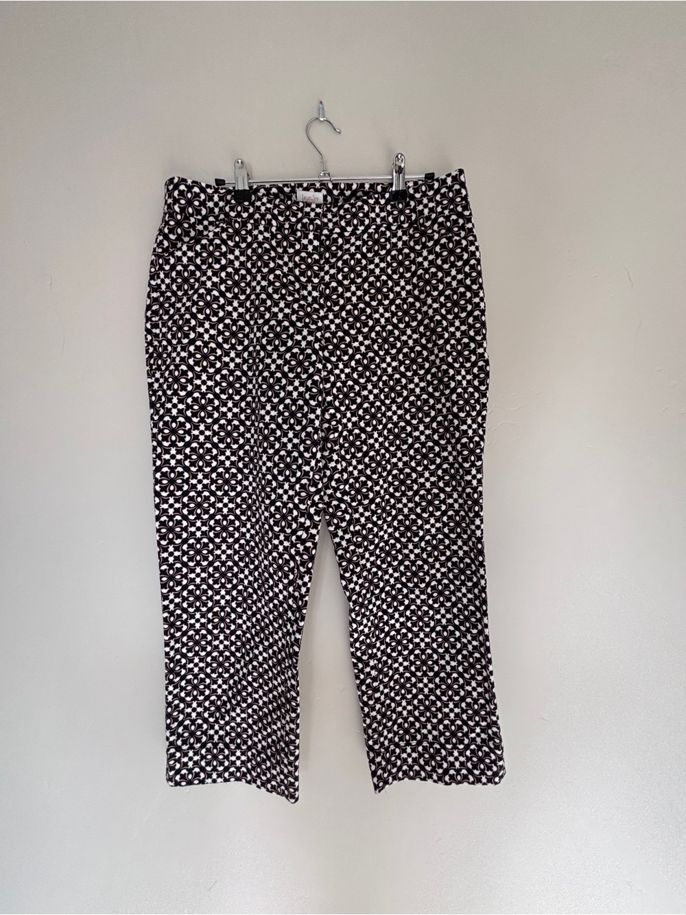 Laundry By Shelli Segal Black and White Printed Pants